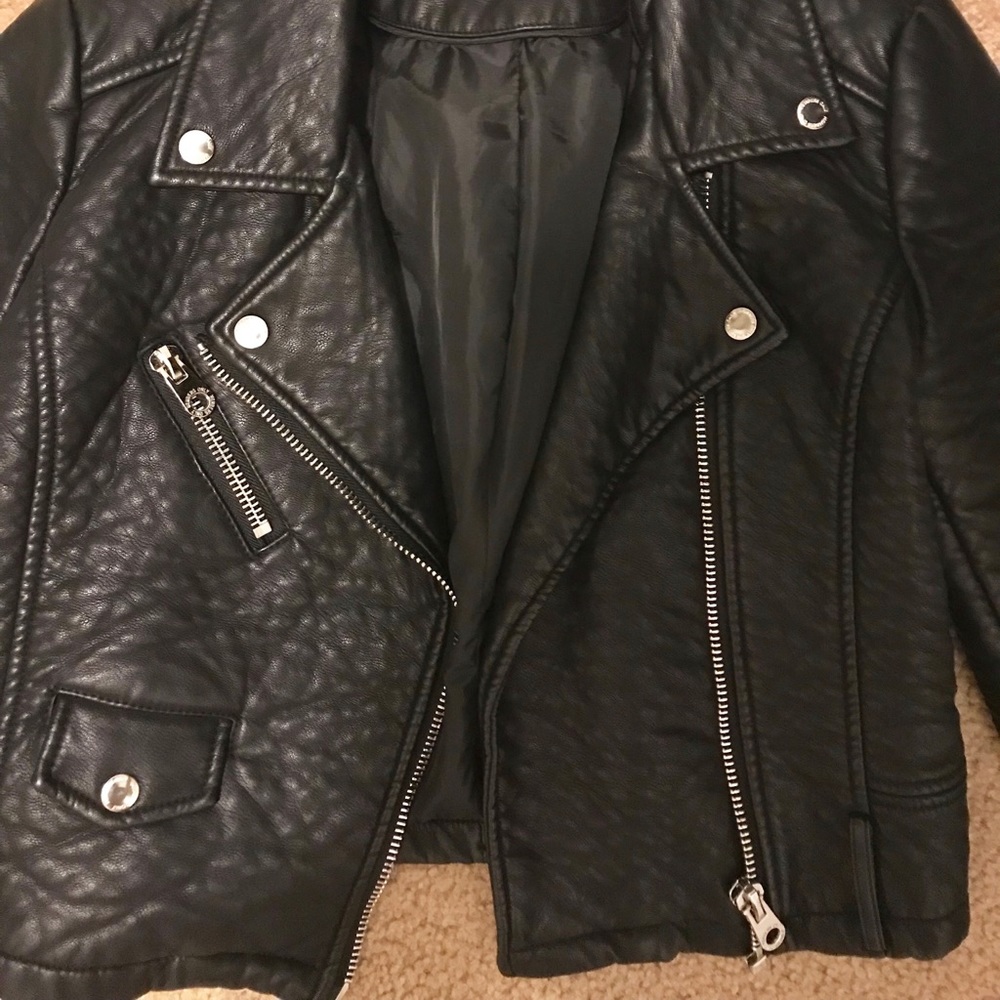 Leather Jacket ❤️ - Picture 7 of 7